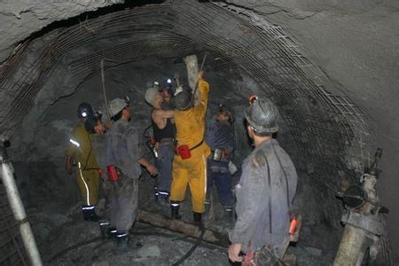 平凉工程爆破中的危险因素分析以及应对工程爆破危险的措施