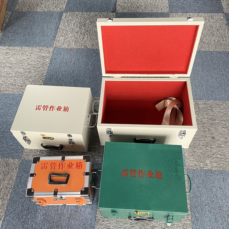 平凉爆破工程作业箱如何选择？玻璃钢与传统材质的全面对比